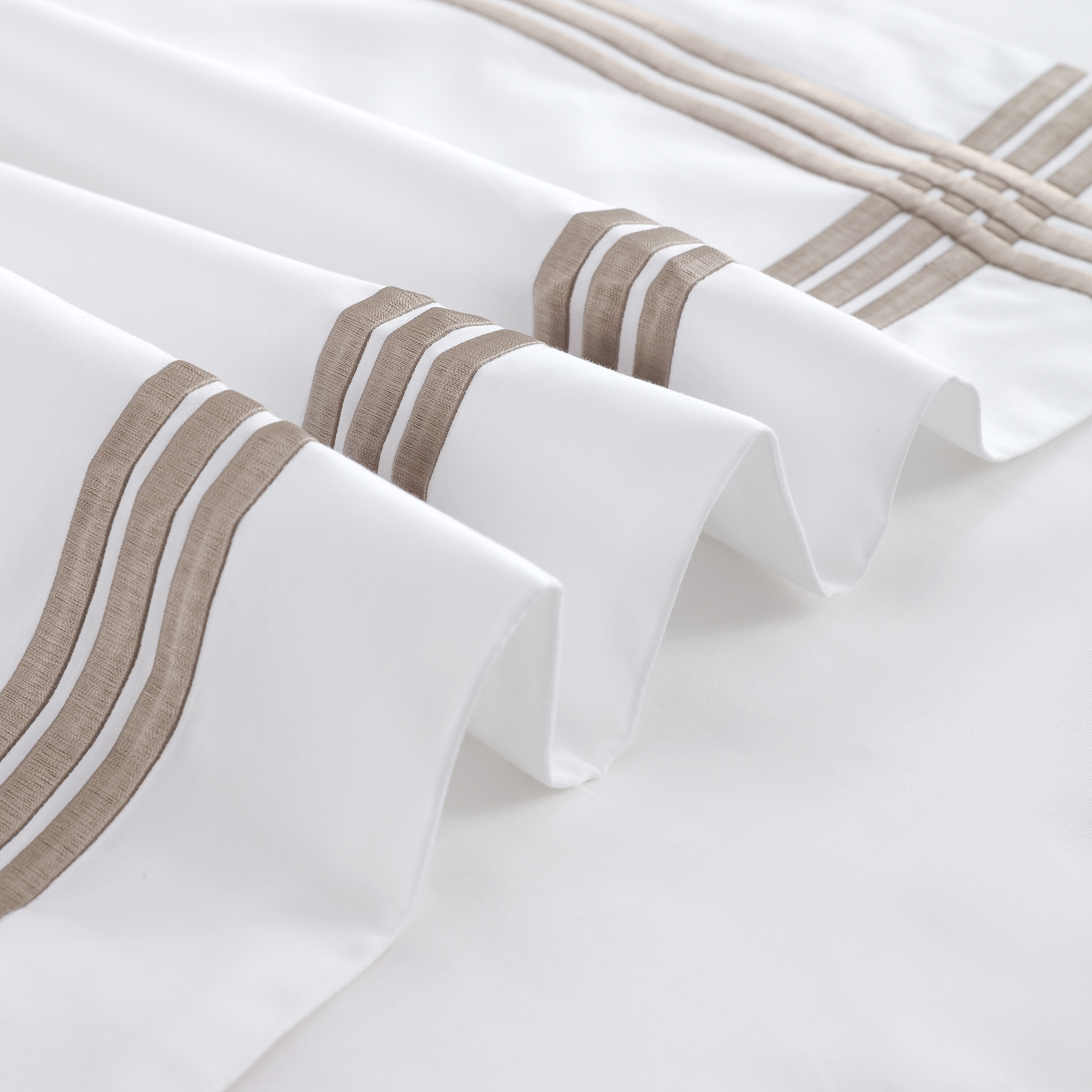 סט מצעים רויאלטי פרימיום – תמונה 4